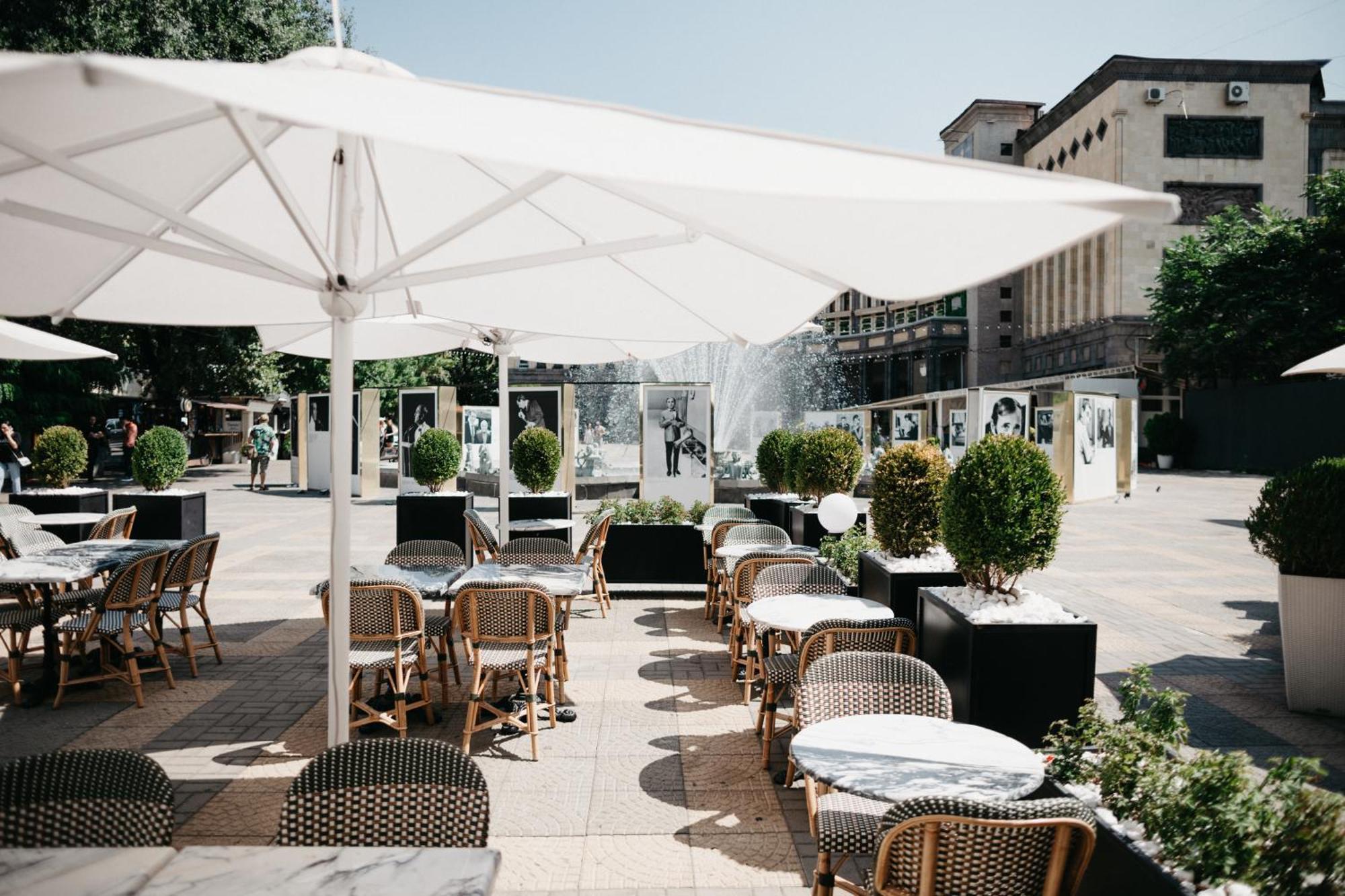 Grand Hotel Yerevan - Small Luxury Hotels Of The World Exterior foto